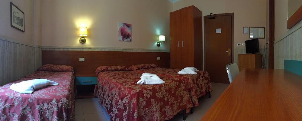 Hotel Pyramid Roma Eksteriør bilde
