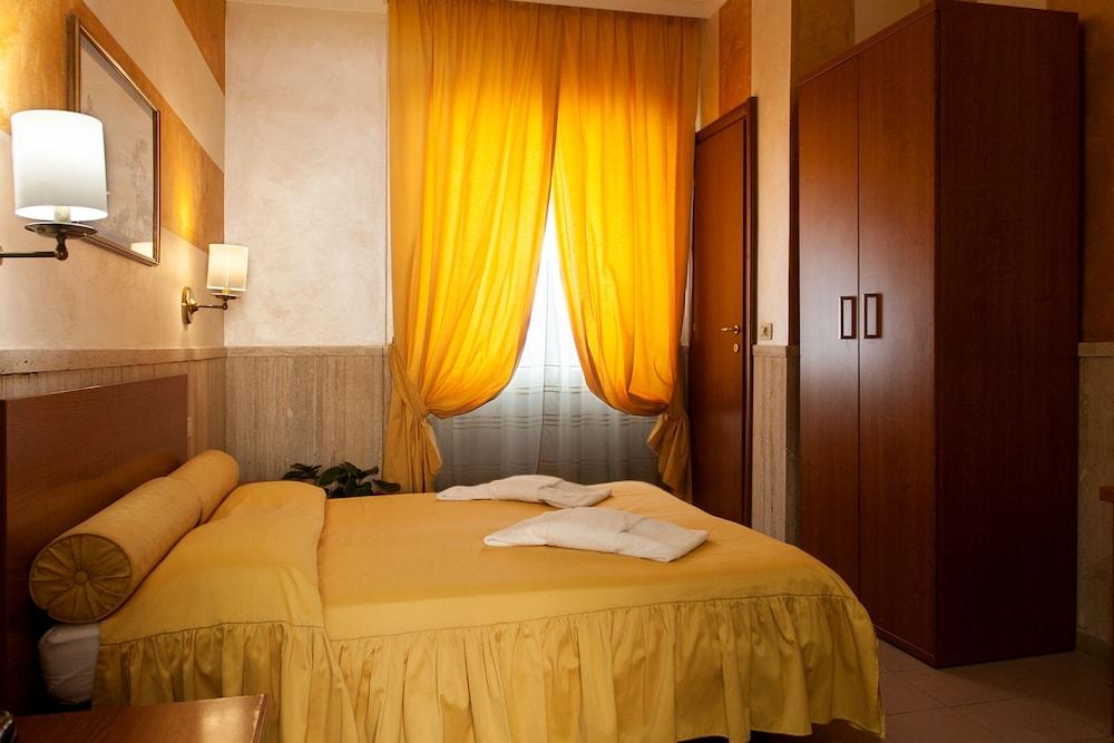Hotel Pyramid Roma Eksteriør bilde