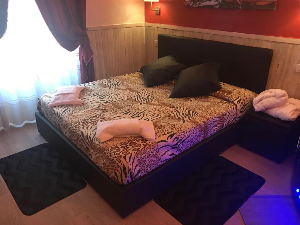 Hotel Pyramid Roma Eksteriør bilde