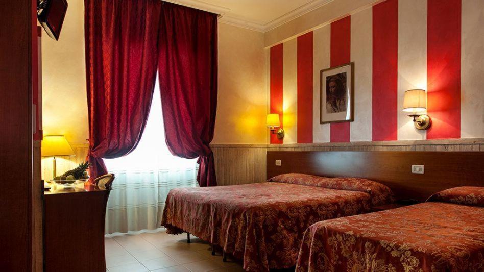 Hotel Pyramid Roma Eksteriør bilde